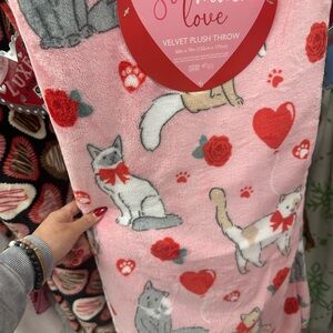 Pink Velvet Plush Throw with Cat and Heart Design